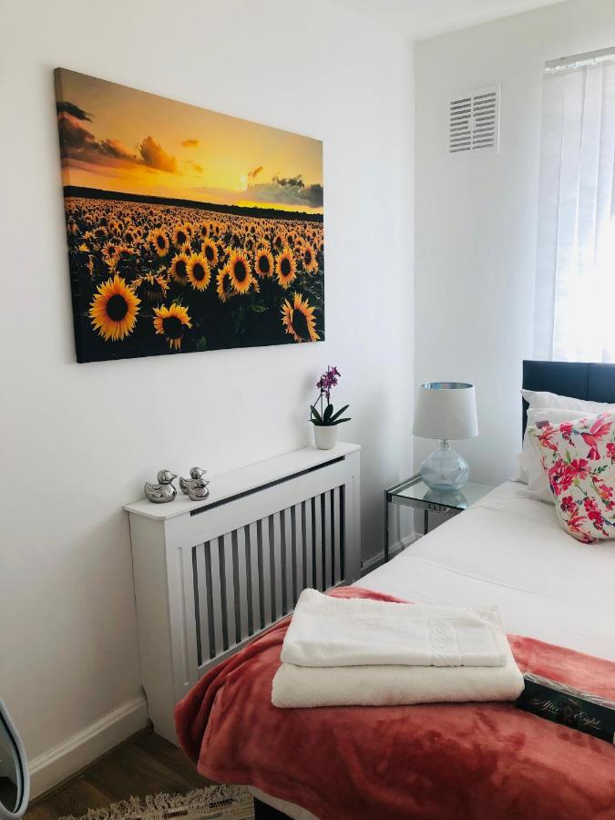 Super Location 2, 1Min Metro 10 Min From Camden Apartamento Londres Exterior foto